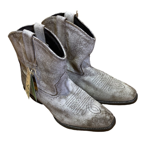 Roper Shoes - Roper White Shredded Leather Short Cowboy Boots